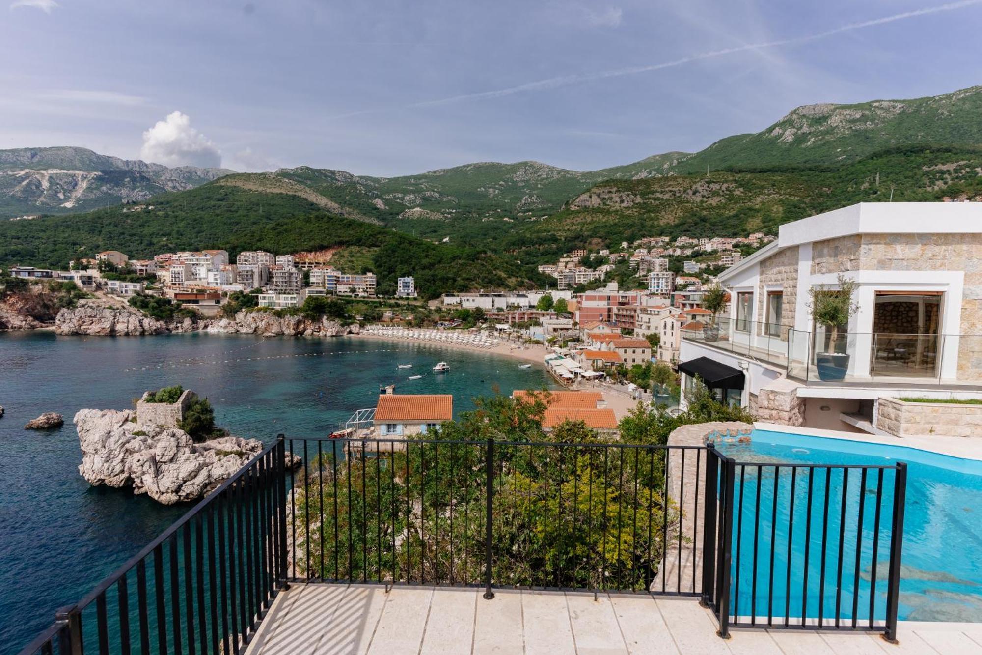 Blanche Cliff Apartments Свети Стефан Екстериор снимка